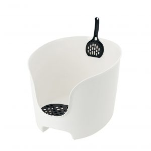 white litter box with high sides