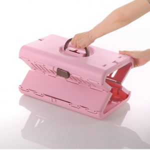 how to collapse pink foldable pet carrier