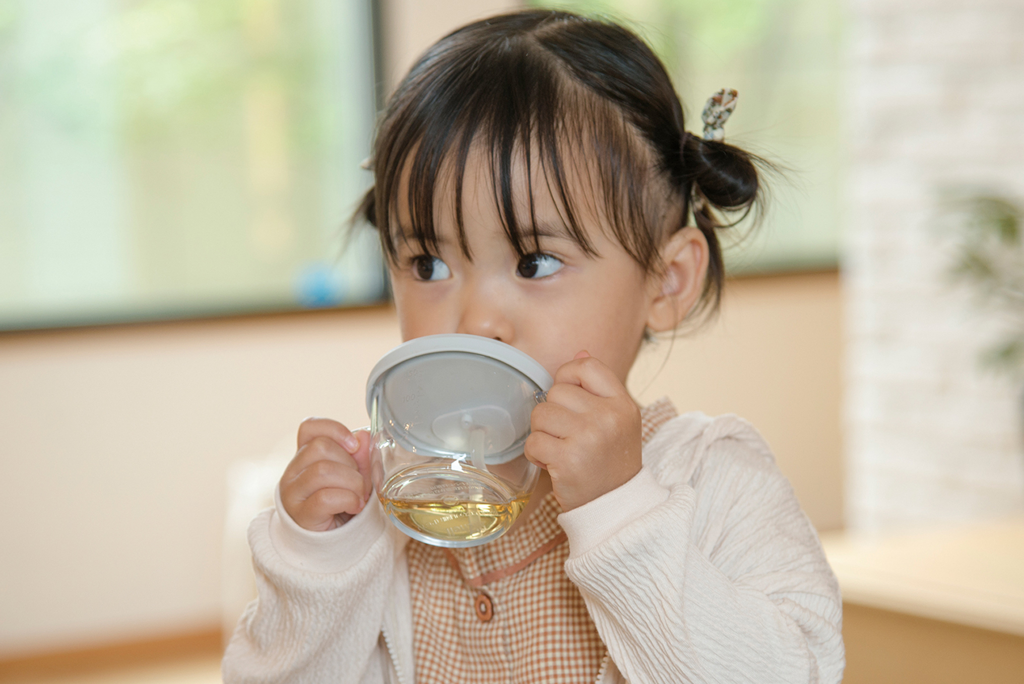 Transitioning from Bottle to Sippy Cup — Easier Than Ever!